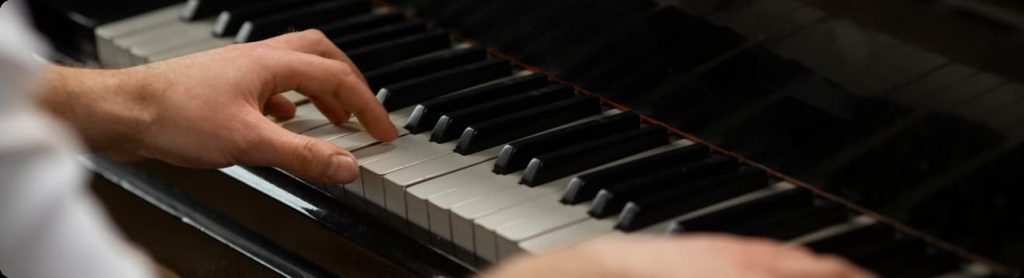 piano-technicians